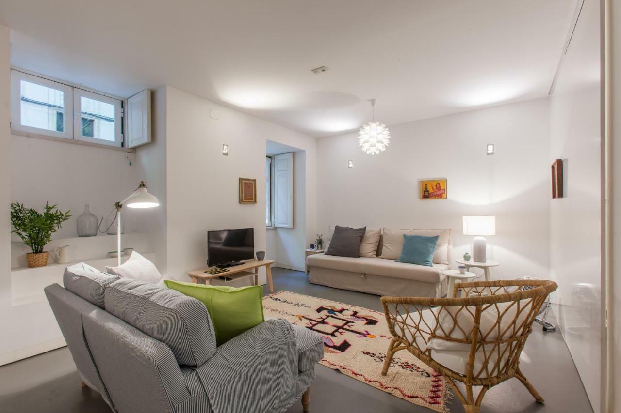 Renovated Apart With Private Courtyard, By Timecooler Lisboa Extérieur photo